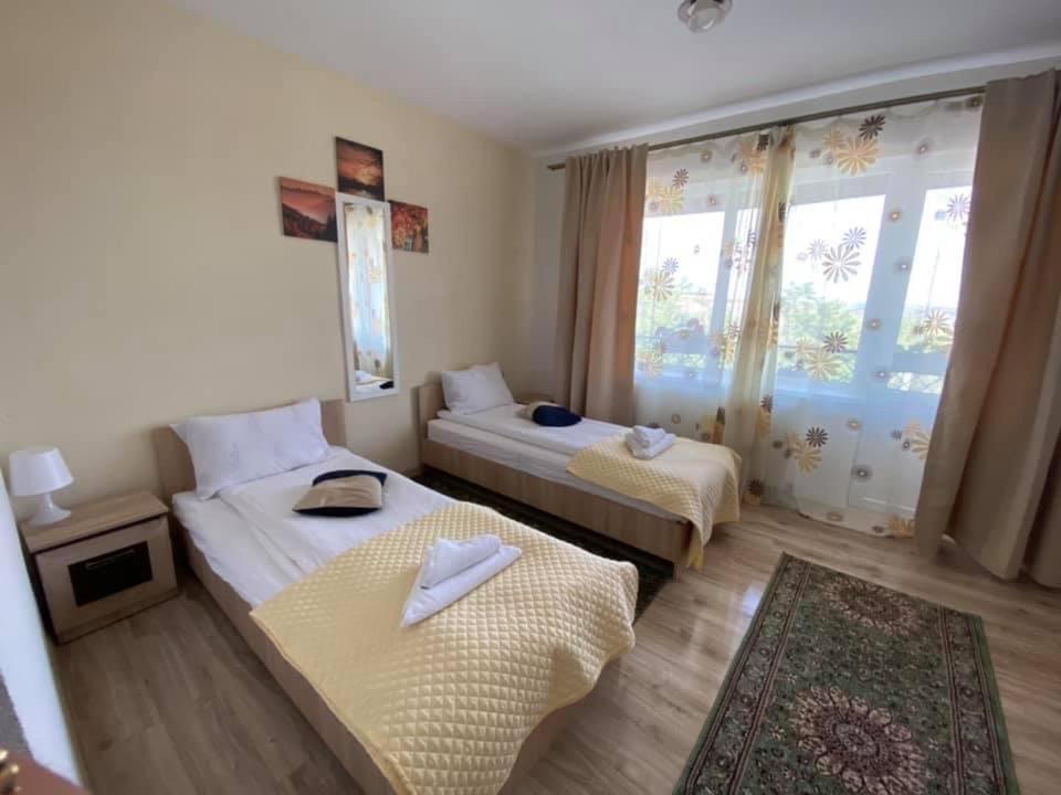 Guest House Zoreni Mociu Exterior foto
